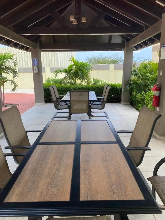 Apartament Treasures At The Pearl Eagle Beach Palm Beach